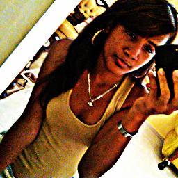 jhOneliSs Profile Picture