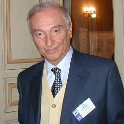 Piero Angela è sempre stato, è e sempre sarà - Imprese e avventure del divulgatore scientifico più famoso entro le Alpi