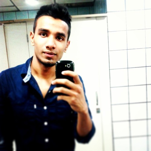 love life.... want to life it large!great athlete, play all sports quite well... espicially football, cricket n basketball :P