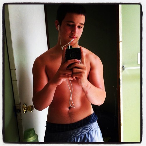 CoonassFrankie's profile picture. Im me