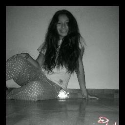 Hello my name is Virginia, I volleyball player,with sub 13
My idols are One Direction ... Please follow me... (=