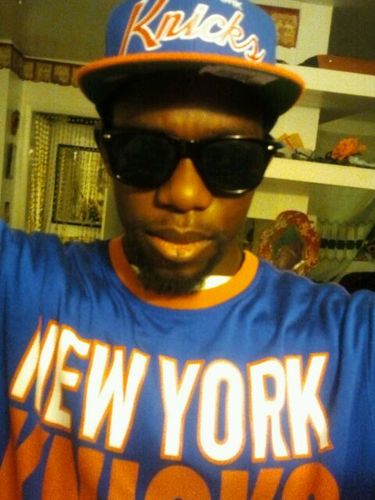 Diehard Hip-Hop Head,NY Knicks Loyalist, introverted, outspoken at times giving my perspective about everything.Quite frankly, I just call it how I see  it.....