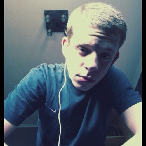 JamesDrewett98's profile picture. ᴮᴼᴼᴹᴮᴬᴺᴳ  #UpNorth