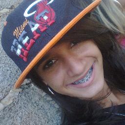 Sua mente é o seu guia é oque deus me diz. Entre o bem e o mal faça sua escolia e seja feliz (8 '