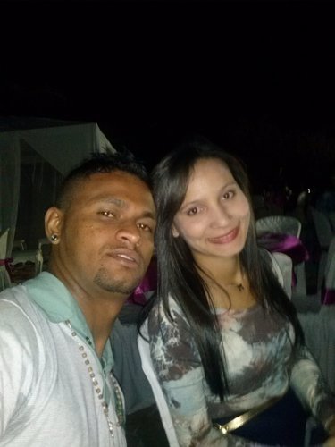 A мєиiиa brincαlhonα&αnimαdα,
αquєlα quє αcordα, 
dєρσis dє uм soиho; 
lєvαиtα, depois dє uм toмbo;
 sorrii dєpois de uмα grαиdє dєcєpçαo ;♥‘