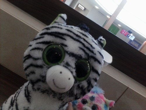 IStoleUrLaugh's profile picture. Ur laugh is the sunshine i look 4everyday, ur voice is the music to my ear, ur smile lights up my way