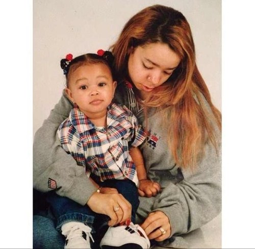 EnvyMommii's profile picture. My First Born Daugther Is My World ♥