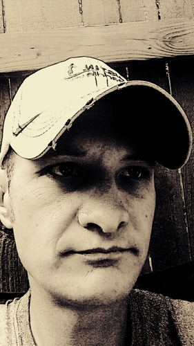 JuBrit's profile picture. A Buhhhh