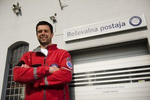 UKC Ljubljana - reševalec motorist