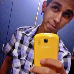 Tenho 17 anos, Otaku,ciumento,idiotaa,amoo coca-cola,Bis,Familia e Amigos,meu animes e mangas sz, Deus (L' ՏՁ