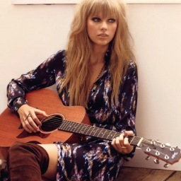 taylor swift is the reason for the smile on my face. be fearless speak now and love red
6-11-2009 7-24-2011 7-13-2013