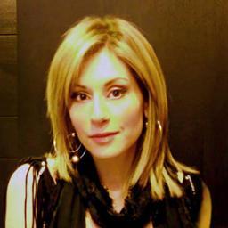 chicloops's profile picture. Μake the design matter....