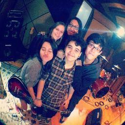 Uma banda de rock.