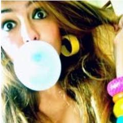 ...Dê a quem você ama: asas para voar, raízes para voltar e motivos para ficar...

21 Anos,Assessora da @LuaAbrahaoReal

Contatos: JhullyMoraes@live.com