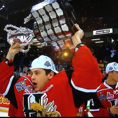 Hockey Player . Memorial Cup, President Cup Champion. Instagram: @boudreau93