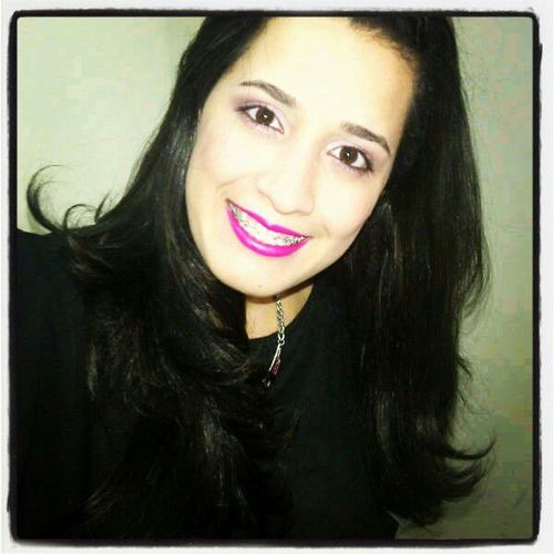 Yuli_Vinas's profile picture. Estudiante de Leyes | Iluminada, Eterna, Enfurecida y Tranquila | Hija de Dios.| NO acostumbro a dar BACK pero FOLLOW me | IG: yulivinas.