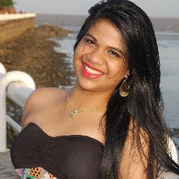 Se for pra me abandonar, não se aproxime. Eu pareço muito forte por fora, mas sou completamente frágil por dentro.