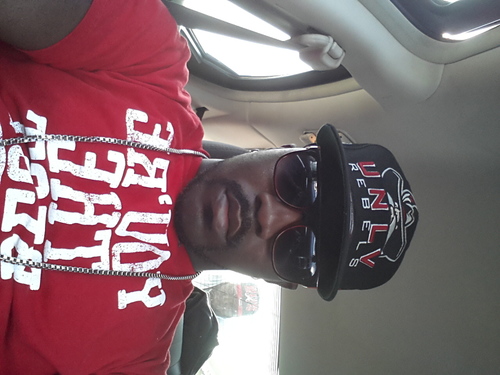 Just sum random guy that do random things that say random stuff at random times. Hit that follow button and u can be just as random as me.#man#team1906#taken