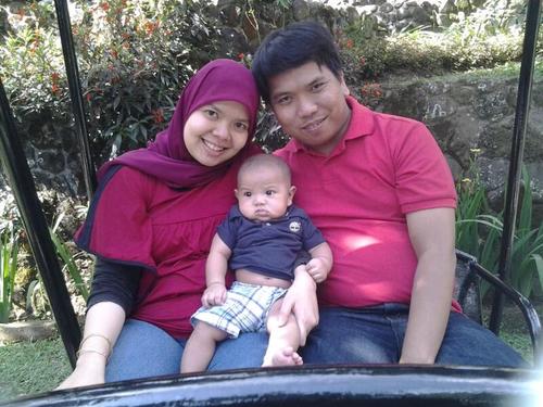 A Loving wife to @MasnyaDhiet & A Loving mother to my baby #AbangAyyash..