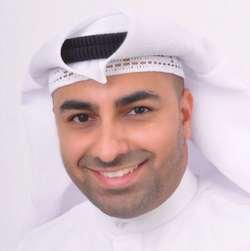 دكتوراة بالقانون المدني ، مهتم بقضايا حقوق الإنسان وتطوير التشريعات.