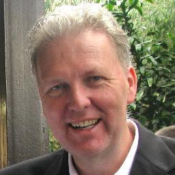 P/T marketing lecturer at the University of Sydney since 2002, with a corporate background, also a published textbook author. I now design educational websites