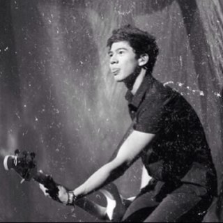 Congrats, Calum followed you!
I hope I made you smile again.♡

@SPUpdates5SOS  @AliciaLuski @g0ttabecake_