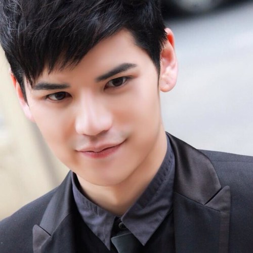 `181012 ϟ เศรษฐพงศ์บอท , ไม่ใช่ตัวจริงครับ โปรดเสพสื่อออนไลน์อย่างมีสติ ขอบคุณครับ (-/\-) { #rdclub #เพราะเธอคนเดียว #อยากจะมาไหม #อย่าทำให้รัก} ❥ @ChaCha_BOTD