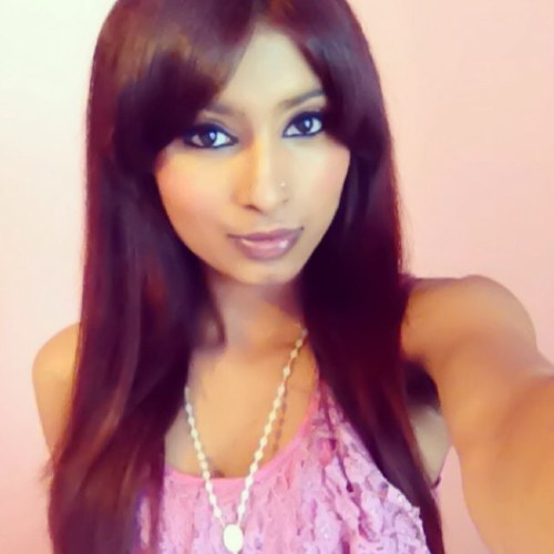 Born in London ,   Mauritian girl ,    Instagram: @Maniicass ,     Be a girl with a mind, A bitch with an attitude, and a lady with class