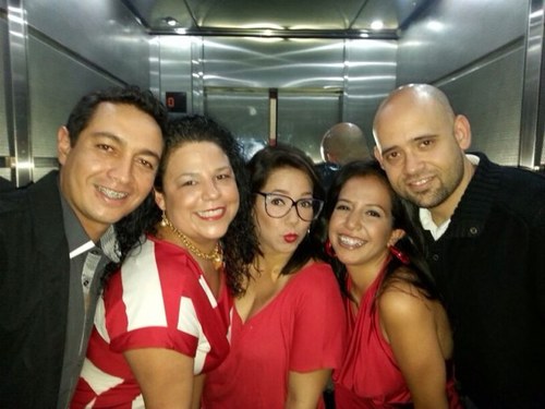 Las Bellas y los Perros en un mano a mano entre hombres y mujeres a través de la señal @sinprecedentes con @kellyabg @dmc_ccs @s_marix @natrego @aebaptista