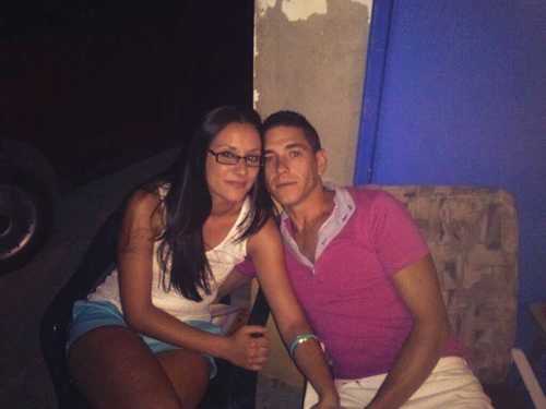 juanaportillo87's profile picture. En la vida sólo tienes que preocuparte por 3 personas; por tí, por tí y por tí..... :))