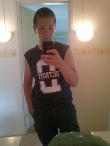 Im just Another guy on the Internet with a Twitter account. Im a gamer,good friend and moderator on yoloCakes server