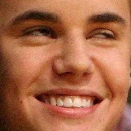 23
📍Helsinki,Finland 
I was hardcore belieber back then, I quess It’s pretty obvious (lmao) 🍪🥛