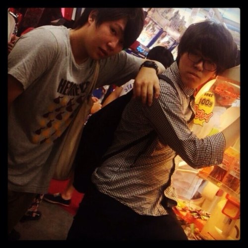 1019_pool's profile picture. flumpoolは日常。大学1年(^o^)他にも androp 、The Beatles 、THE BAWDIES 、[Champagne]、KANA-BOONなどなどすき(￣▽￣) どんどんフォローよろしく！！！ 独学でギターやってます！アメブロは http://t.co/aLDahbpGjBです！