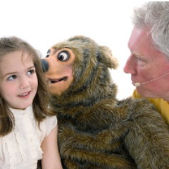 Professional children’s entertainer and magician fun packed shows for all sorts of events & parties CRB checked PL insurance member of Equity and Magic Circle