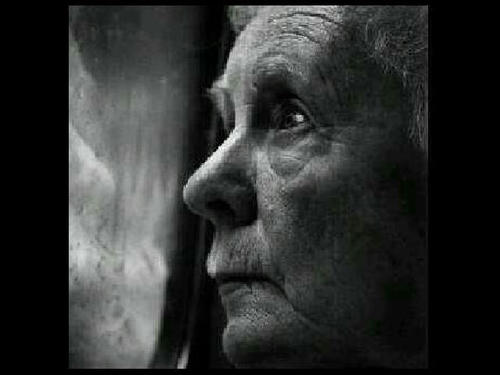 كَهله ' بجسد عشرينيه .