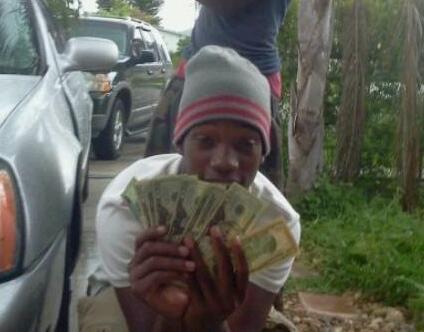 i aint rich yet but i feel like i am . mal gon make it . believe that . aight !!!!