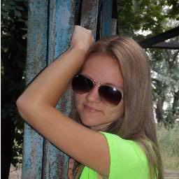Я очень люблю находится с любимыми друзьями. Люблю танцывать:)