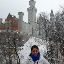Amante de los viajes, la naturaleza, la buena comida y el ejercicio. PR y redactora de belleza y de todo un poco