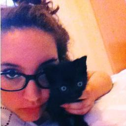 pandaofwood_'s profile picture. Look behind .. PEACE !