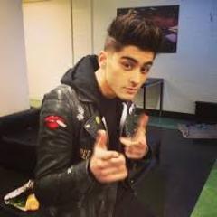 Lele: Italy || 16 || 1D || JB || Taylor Swift || Little Mix ||