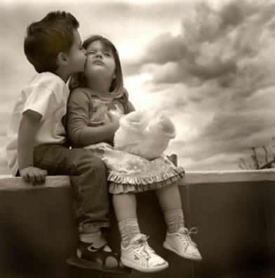 Hola a todos amigos espero que les gusten mis frases del amor y espero que me sigan; gracias a todos los que me han seguido!!!