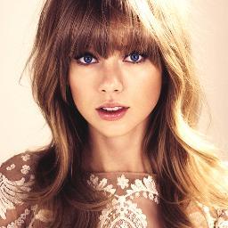 ♡ Taylor Swift is just my life, basically... I'm happy, free, confused and lonely in the best way ♡