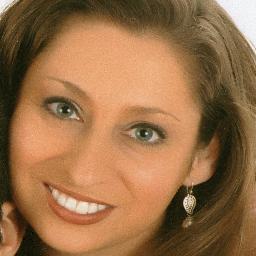 World traveler, foodie and fashionista that loves reading, crafts, sports and animals