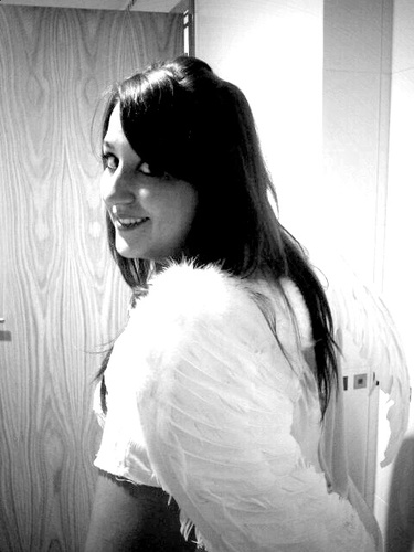 laurielagb's profile picture. maestra de primaria, psicopedagoga, mediadora familiar y en mis ratos libres trotamundos, soñadora y enamoradiza.