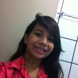 Eu amo tocar musicas,eu amo rebeldes eu gosto de brincar