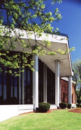Frank E. Gannett Memorial Library - Utica University - library@utica.edu
