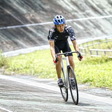 stephanus16's profile picture. Siapa saya? @keepfix riders Manajemen Unair 2010 Line :stephanuscj