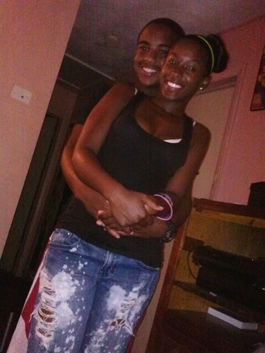 Yhu Gott To Follow My MainBitch @_LoveDionne . Other Than That Im Cool Af W/ a Gangster sidee ; However Taken by @YOLO_Bro_305 ! 11.22.12' .