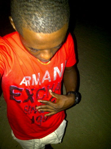 Kool easy going,loving caring person hate selfish people!!