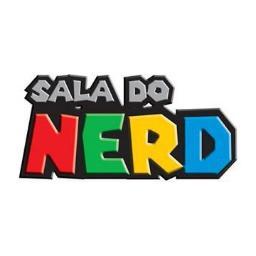 Loja de produtos estilosos baseados em Cultura Pop e nas maiores franquias do Cinema, Quadrinhos, Games, TV e outras esquisitices do mundo Nerd em geral.